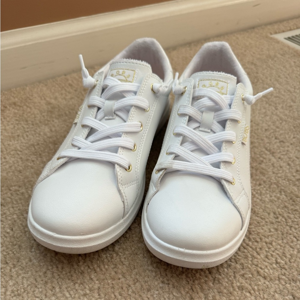 Bob’s from Sketchers, Size 10 Women’s, white canvas sneaker